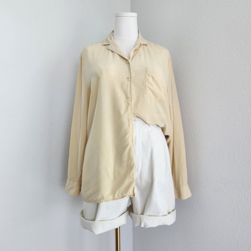 Vintage 90s Mondi Butter Yellow Silk Button Down Long Sleeve Shirt Blouse L